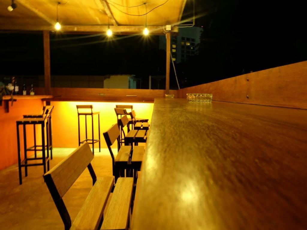 Gibbon Guesthouse Kuching Exterior photo
