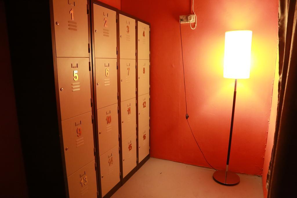 Gibbon Guesthouse Kuching Room photo