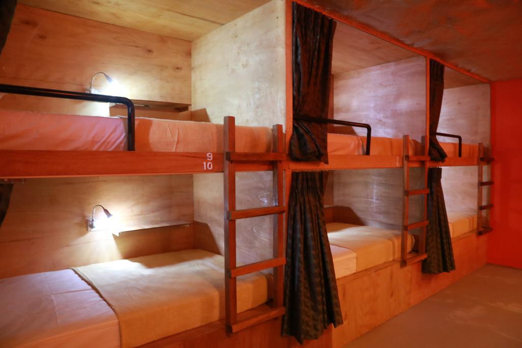 Gibbon Guesthouse Kuching Room photo